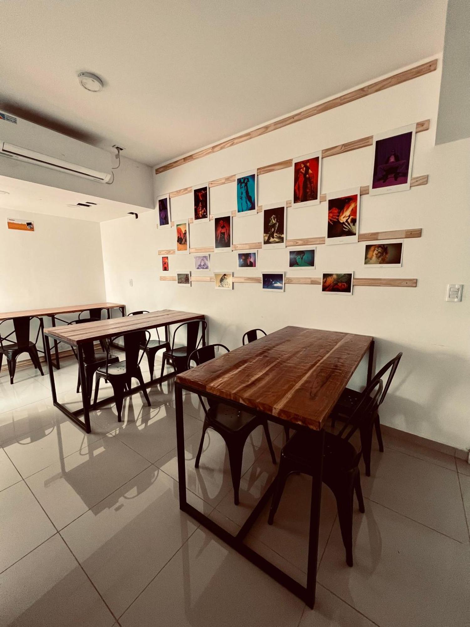 Black Star Art Hostel Neuquén Eksteriør billede